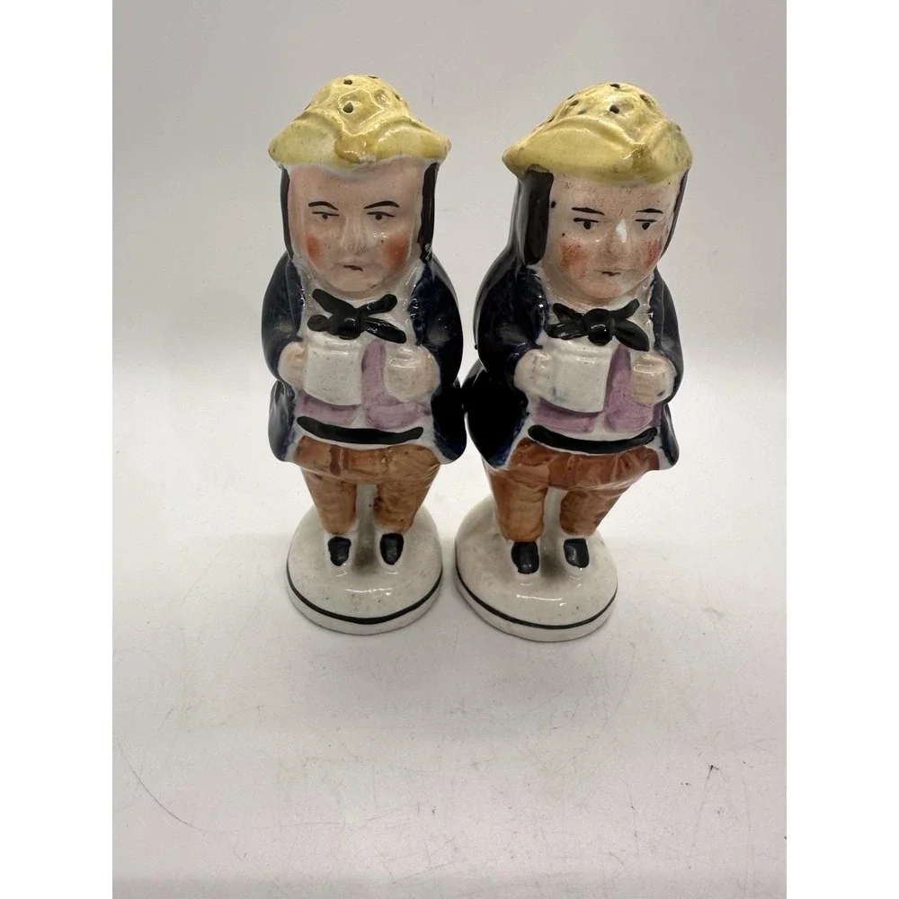 Vintage Staffordshire Style Figural Toby Salt & Pepper Shakers Pair‎